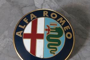 Stemma vintage Alfa romeo. 