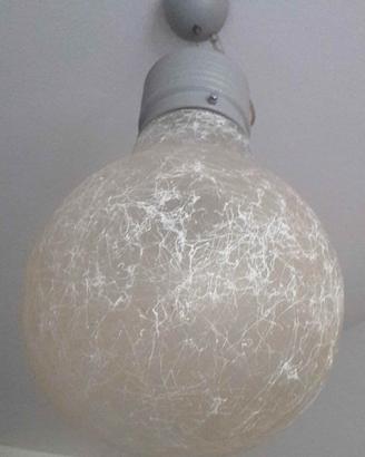 Lampadario lampadina gigante
