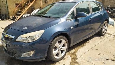 Ricambi Opel Astra J anno 2011 cil.1.4 Turbo Benz