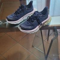 Hoka clifton edge woman