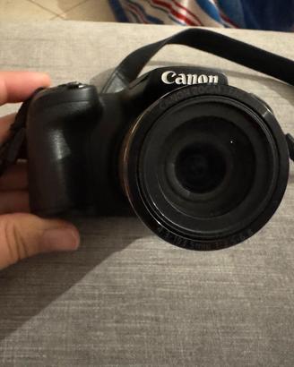 Digital camera Canon