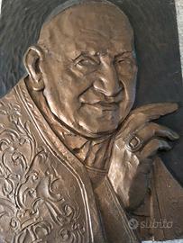 Papa Giovanni in bronzo grande