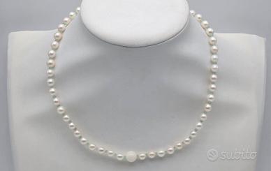 Collana perle Akiyama, smeraldi e corallo misu