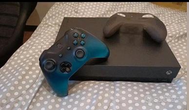 Xbox One X + controller limited Edition