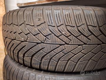 4 Gomme invernali Kumho WinterCraft WP52 225/65 R1