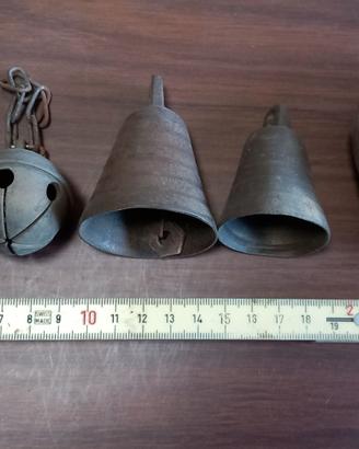Campanelli e campanaccio per ovini e bovini