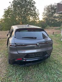Alfa Romeo Tonale 1.5 Veloce “sinistrata” 2025