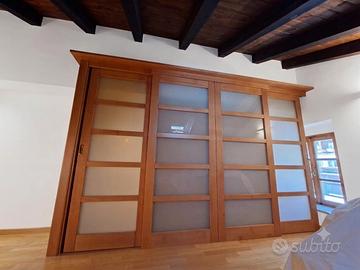 Parete divisoria 4 ante scorrevoli legno e vetro