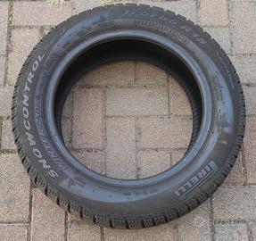 Pneumatico invernale 175/65R15 Pirelli SnowControl