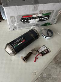 Scarico gpr 125 4t
