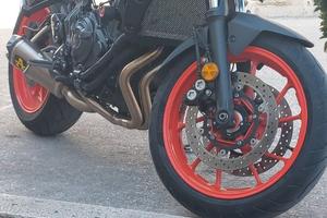 Moto yamaha mt 07