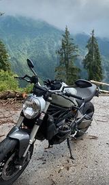 Ducati Monster 821