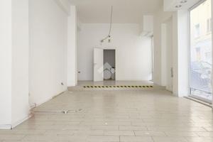 MULTILOCALE A MANFREDONIA