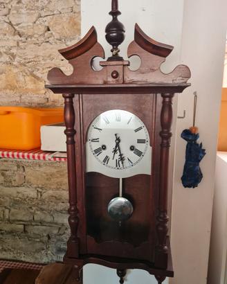 orologio a pendolo
