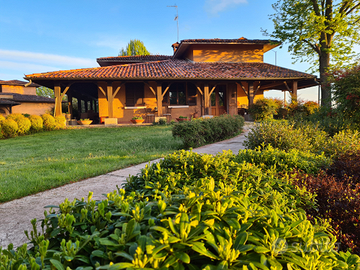 Villa unifamiliare con giardino