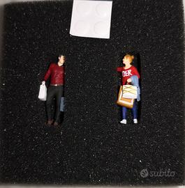 RACE MEDAL FIGURES 1/64 SET 2 PERSONAGGI DIORAMA