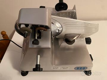 Affettatrice generalmachines 220