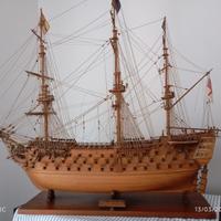 Victory in legno, fatta a mano