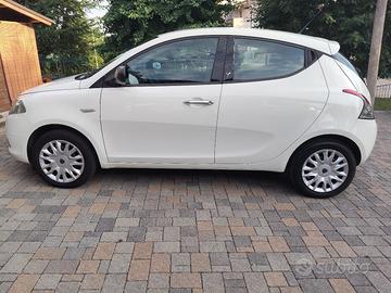 Lancia Ypsilon 1.2 benzina