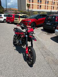 Fantic XMF 125 Motard(2024)-Eccellenti Condizioni