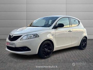 Lancia Ypsilon 1.0 firefly hybrid Gold s&s 70...