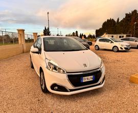 Peugeot 208 BlueHDi 75 5 porte Allure