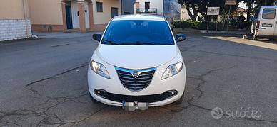 Lancia Ypsilon 900 Ecochic Natural Power