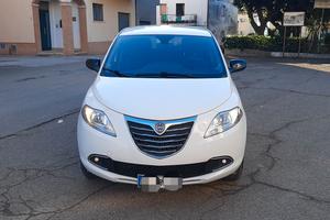 Lancia Ypsilon 900 Ecochic Natural Power