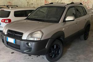 HYUNDAI TUCSON JM M81V PERFETTO