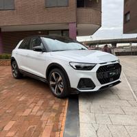 Audi A1 SPB 30 TFSI S tronic line edition