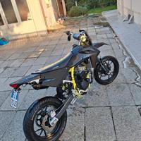 Swm 125 R