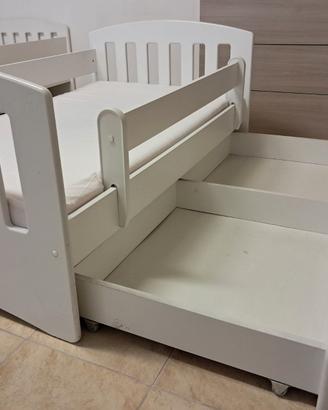 Letto bambini con sponda anticaduta e cassettone