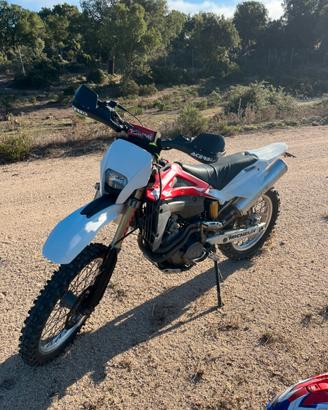 Husquarna 570 TE