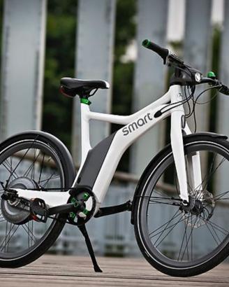 Bicicletta elettrica mercedes smart guasta
