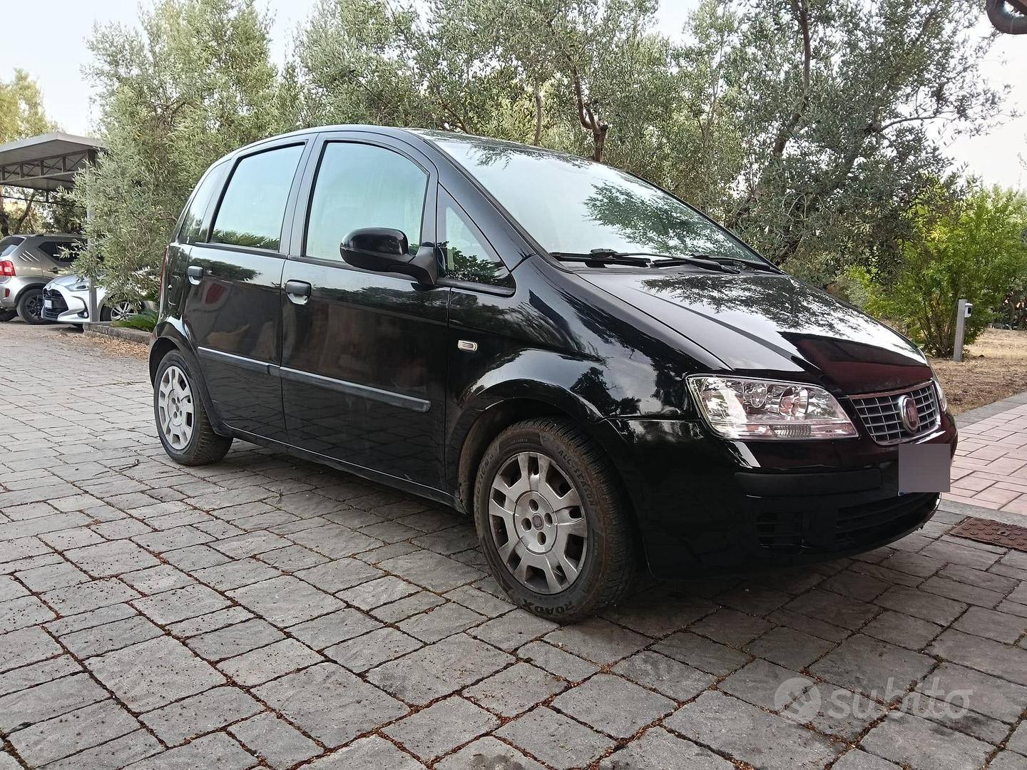 Fiat Idea 2010 photo 3