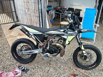moto fantic x 50