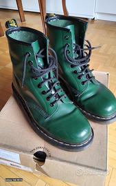 DR. MARTENS N. EU 42