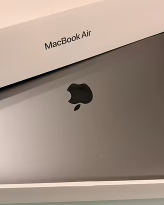Macbook Air 13” M1 8GB - SSD 256 GB