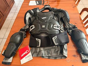 LEATT BODY PROTECTOR CROSS - NUOVO