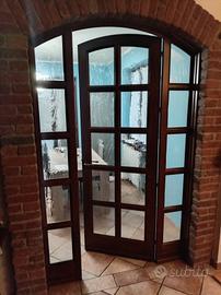 porta in legno e vetro 