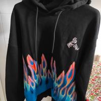 Felpa Bershka uomo fiamme 