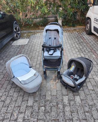 TRIO PEG PEREGO BOOK51