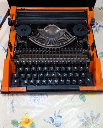 macchina da scrivere  Rover 1000 IMC 