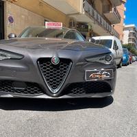 Alfa Romeo Giulia 2.2 Turbodiesel 160 CV AT8 Busin
