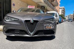 Alfa Romeo Giulia 2.2 Turbodiesel 160 CV AT8 Busin