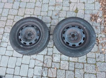 2 ruote invernali da 15 VW Golf 5