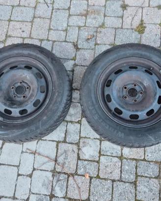 2 ruote invernali da 15 VW Golf 5