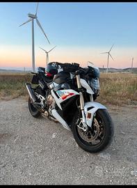 BMW s1000r