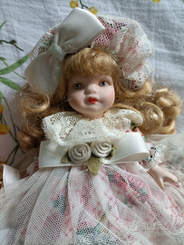 Bambole di porcellana