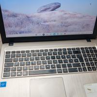 Notebook ASUS X540M 15.6".